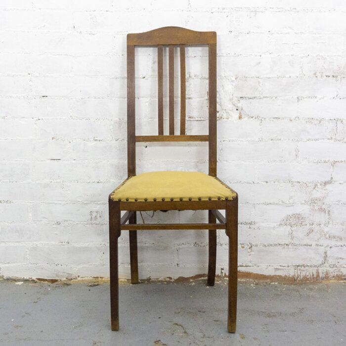 Juego de 4 sillas de madera de los principios del Siglo XX