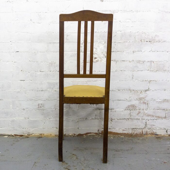 Juego de 4 sillas de madera de los principios del Siglo XX