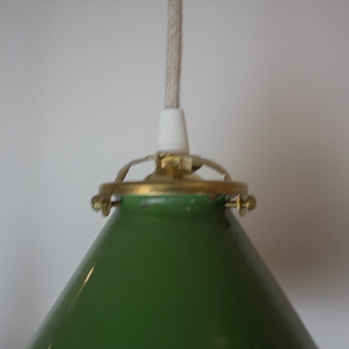Green lamp