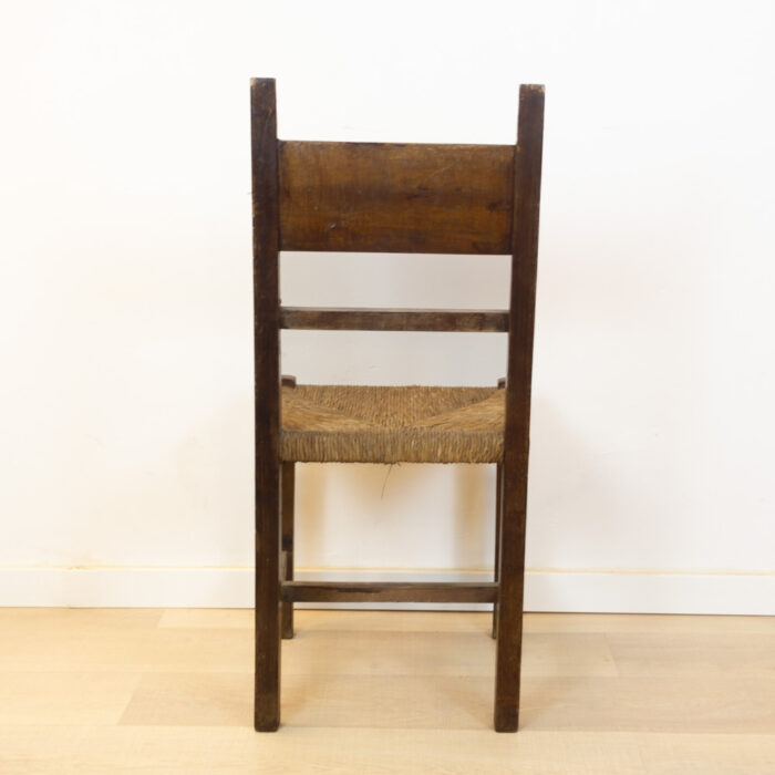 vieja silla de madera